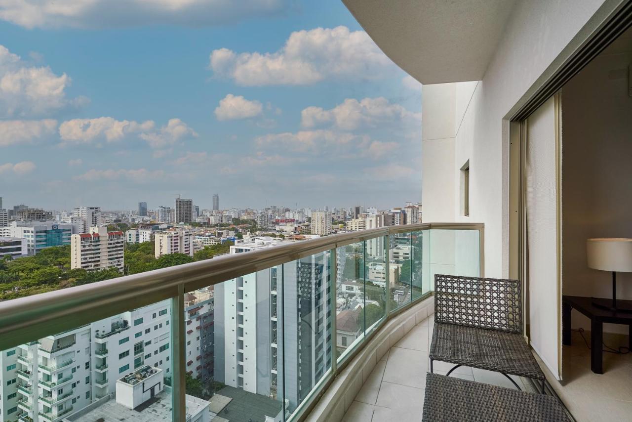 Escape Apartments, Balcony, Pool, Gym & Spa In La Julia Santo Domingo Kültér fotó